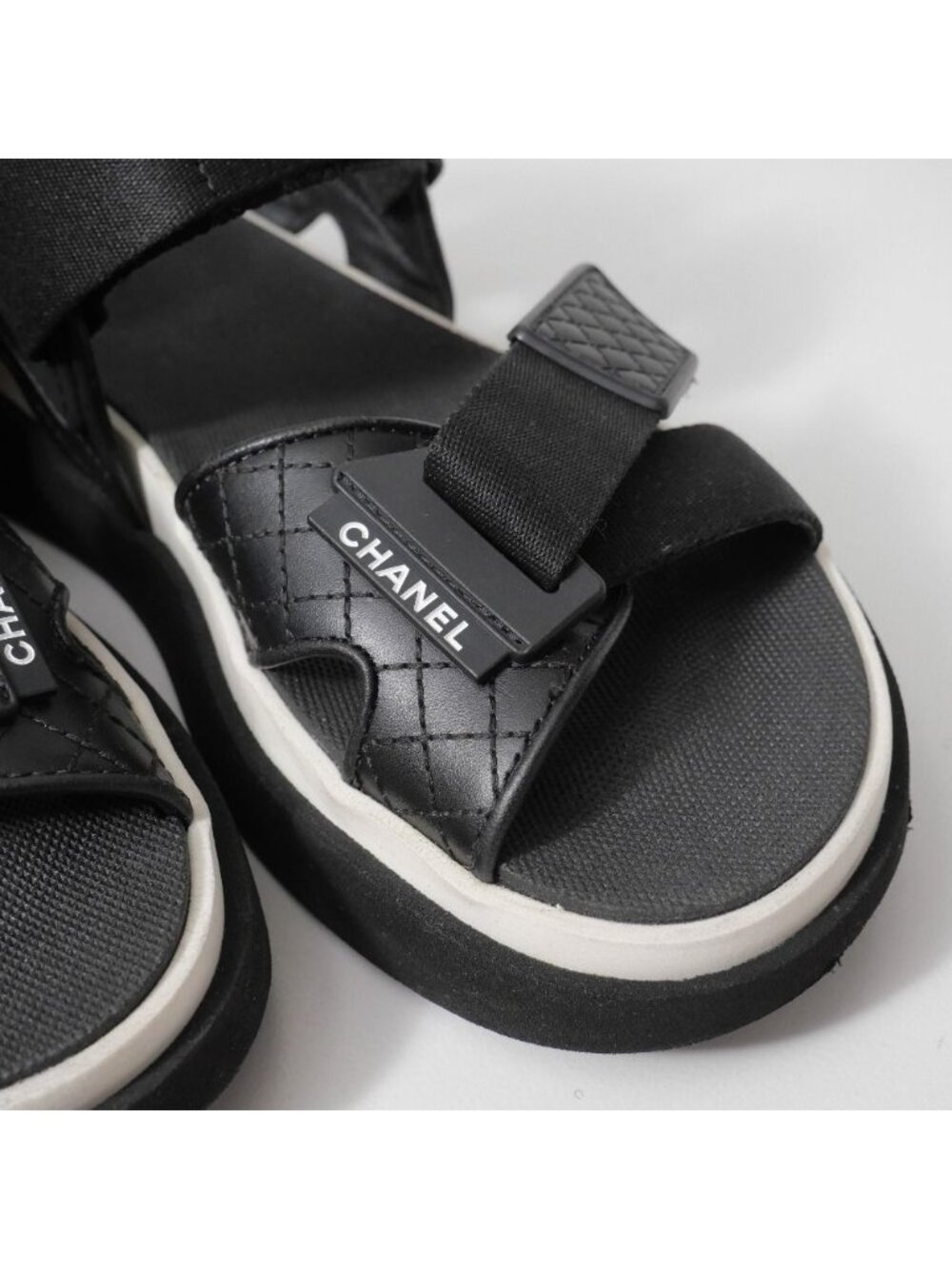 ★SOLD★ Chanel Sandals 36 CC Logo Quilted Sports Shoes - Picture 5 of 10